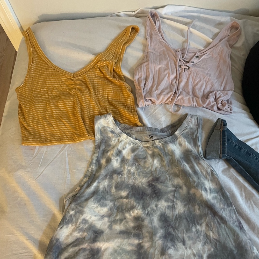 Women tank tops